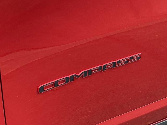 Used 2024 Jeep Compass Limited image 27