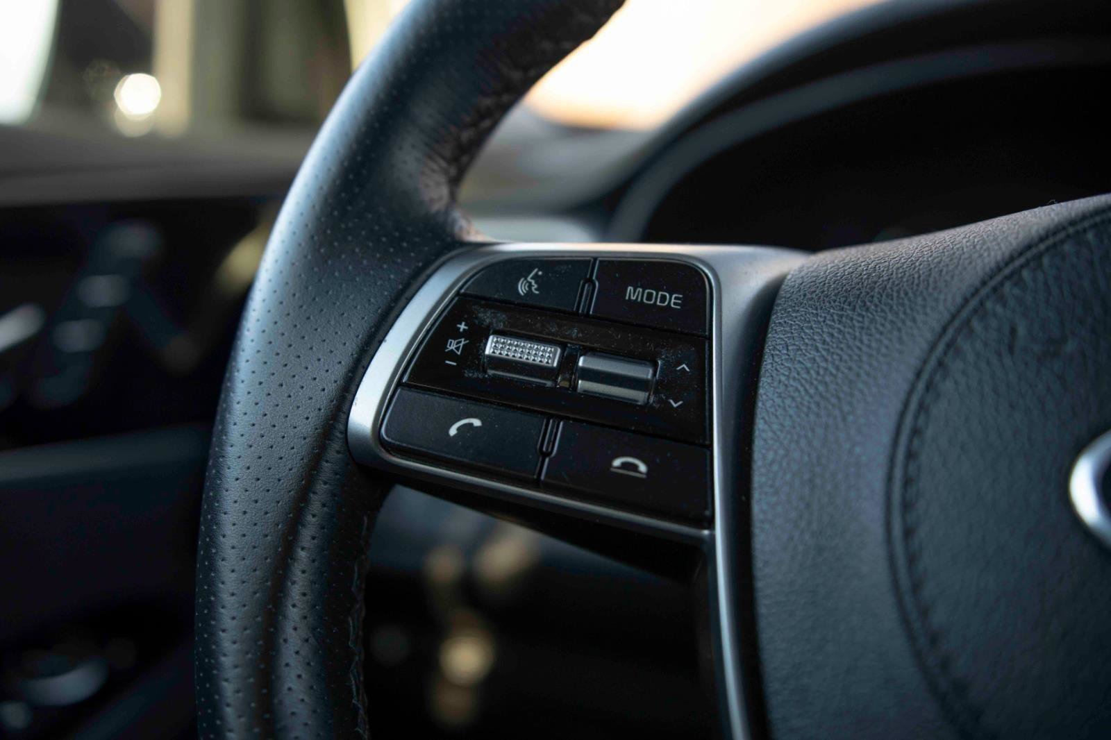 Used 2019 Kia Sorento SX image 6