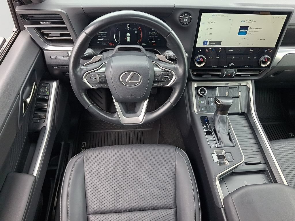 Used 2024 Lexus GX 550 w/ Accessory Package (2T) AWD/4WD image 12