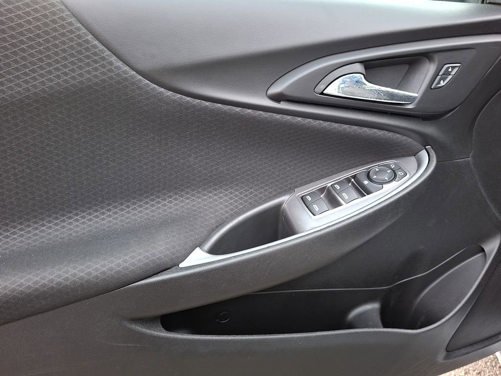 Used 2024 Chevrolet Malibu LS w/ Driver Confidence Package image 8