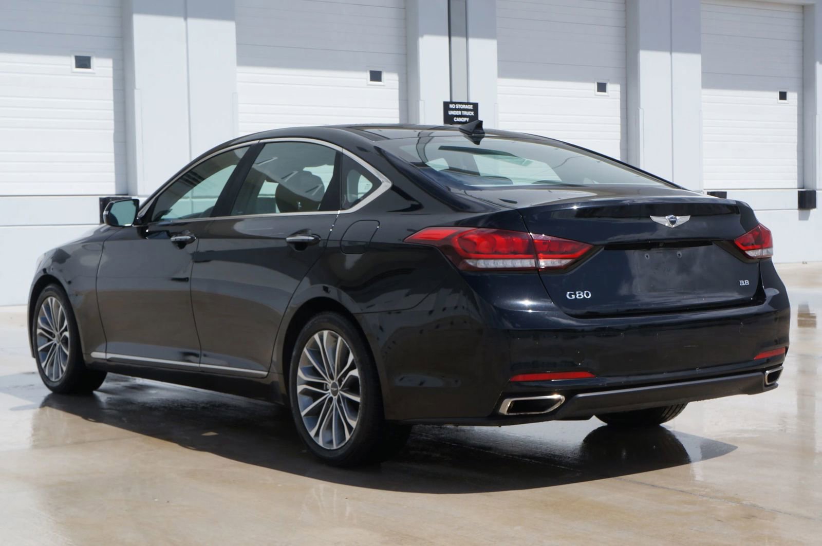 Used 2017 Genesis G80 3.8 w/ Option Group 02 image 8