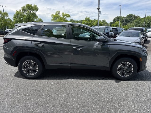 New 2026 Hyundai Tucson Blue SE AWD/4WD image 9