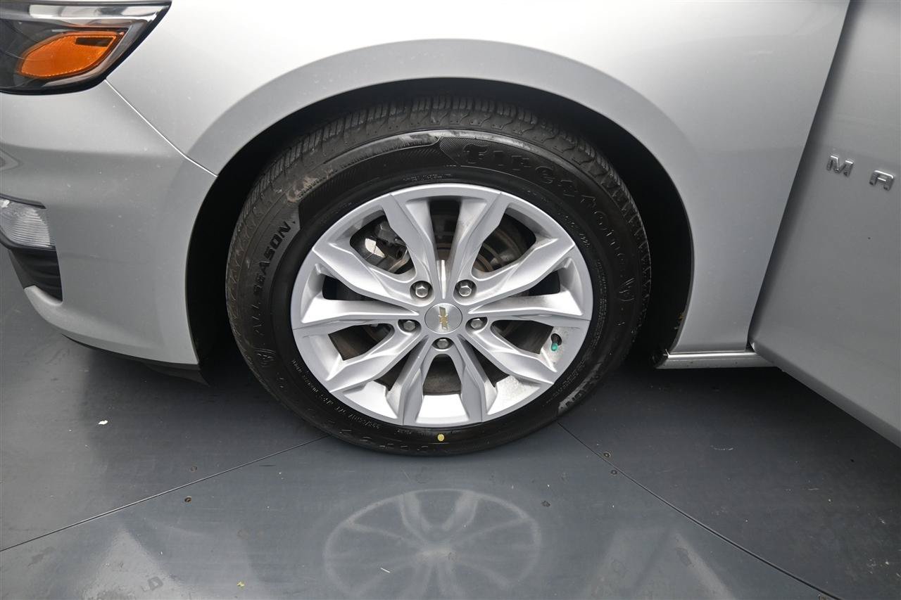 Used 2020 Chevrolet Malibu LT FWD image 15