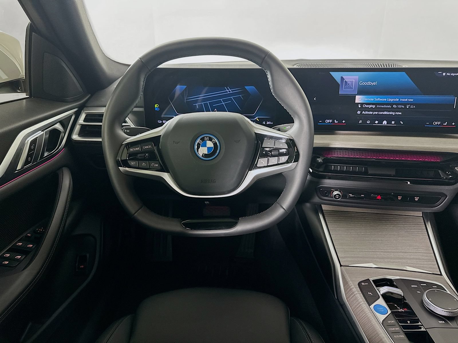 Used 2025 BMW i4 eDrive40 RWD image 15
