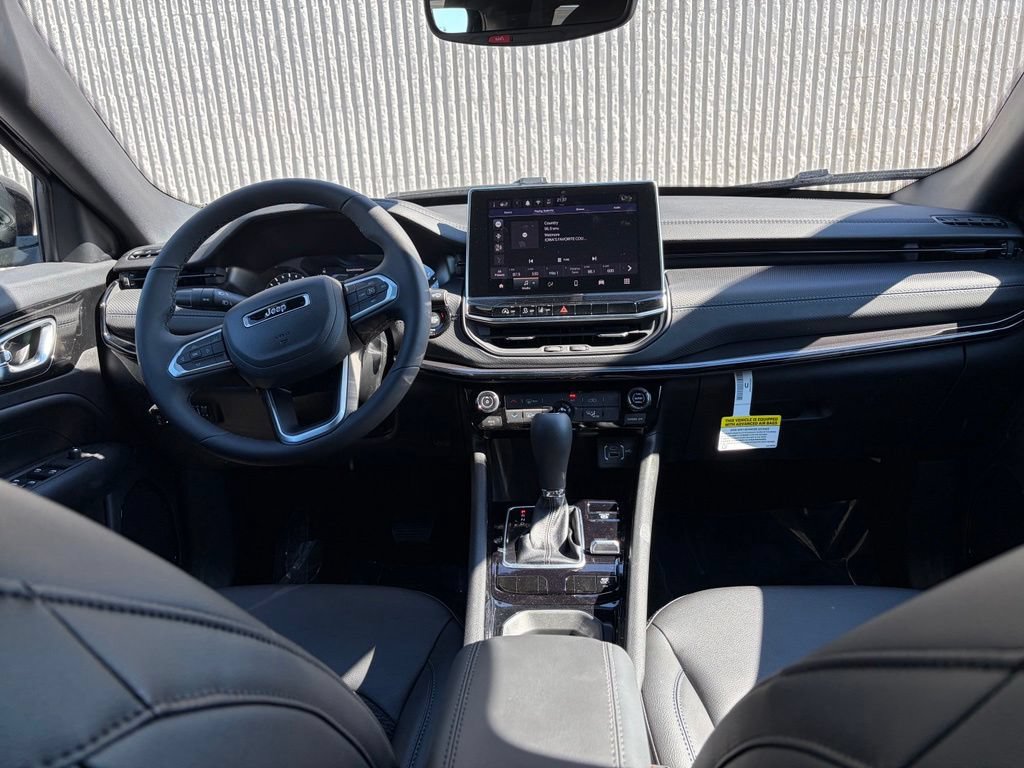 New 2026 Jeep Compass Latitude AWD/4WD image 21