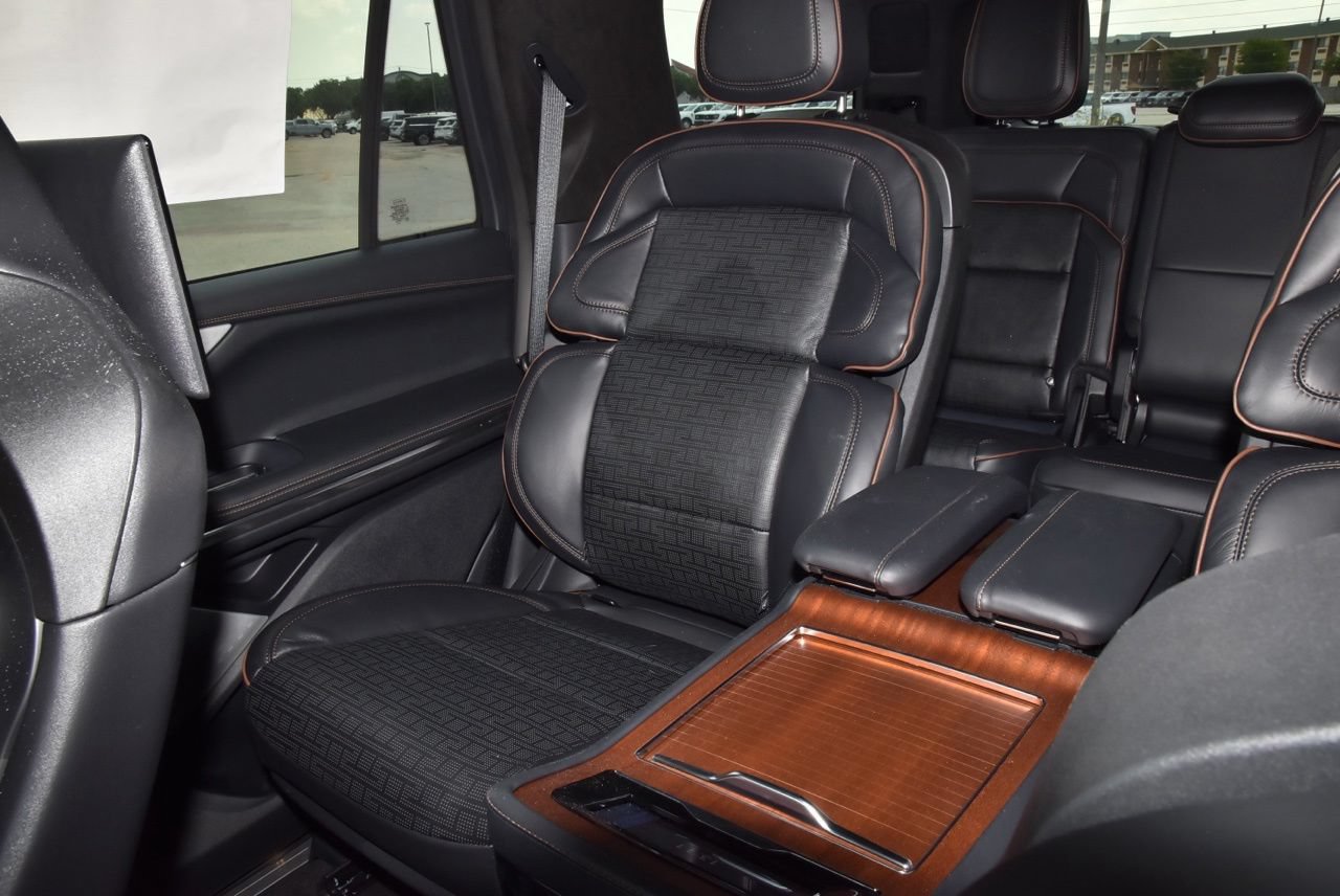 New 2027 Lincoln Navigator Black Label AWD/4WD image 22