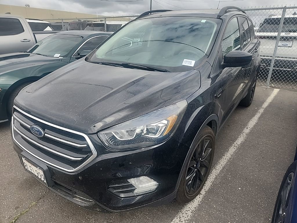 Used 2019 Ford Escape SE image 3