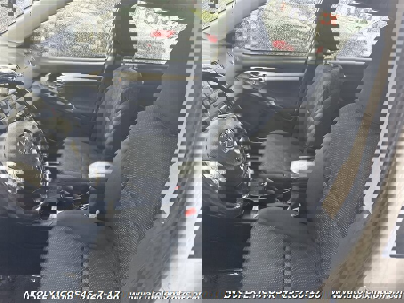 Used 2010 Toyota Matrix S image 15