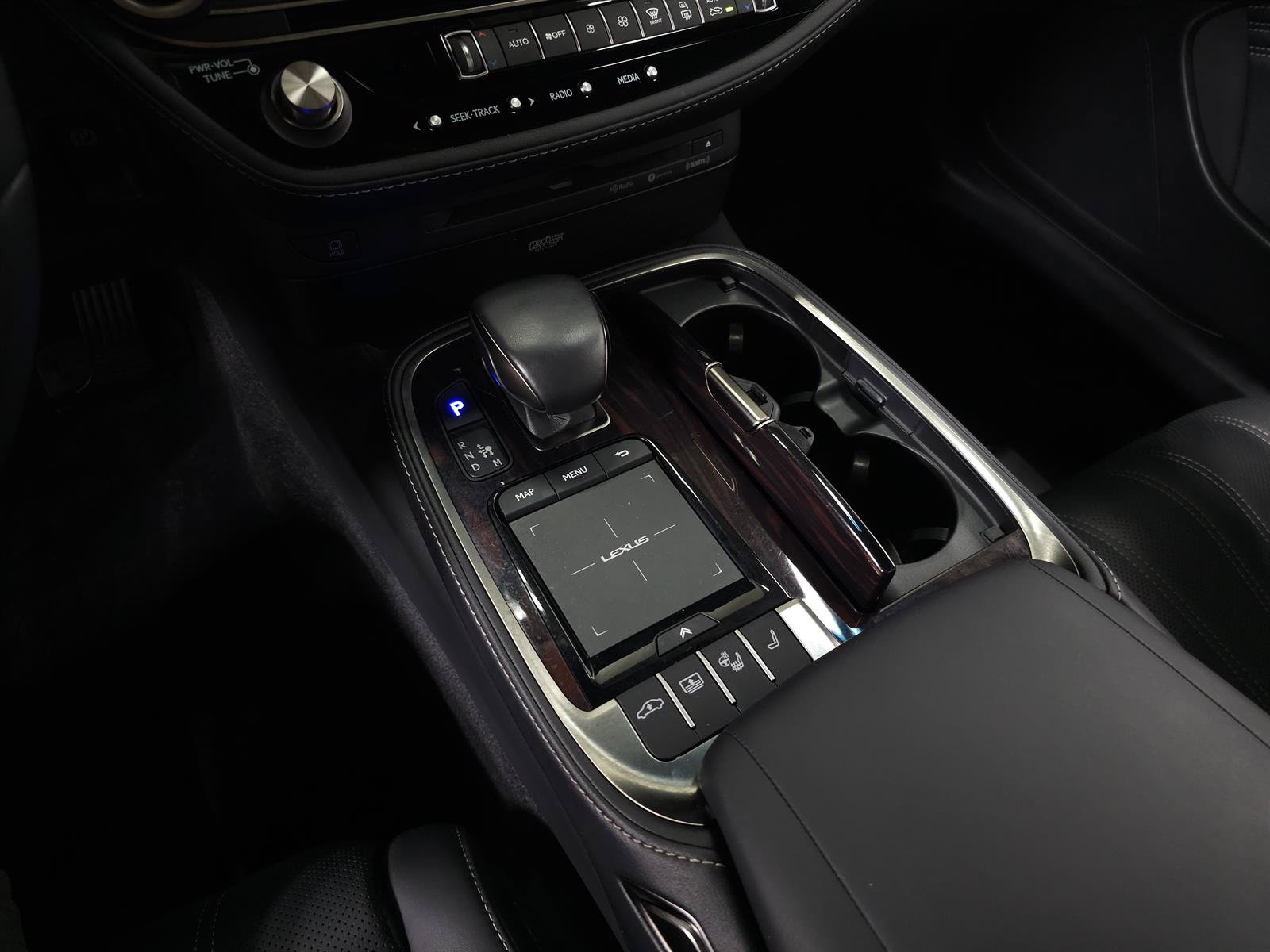 Used 2021 Lexus LS 500 AWD w/ Luxury Package image 35