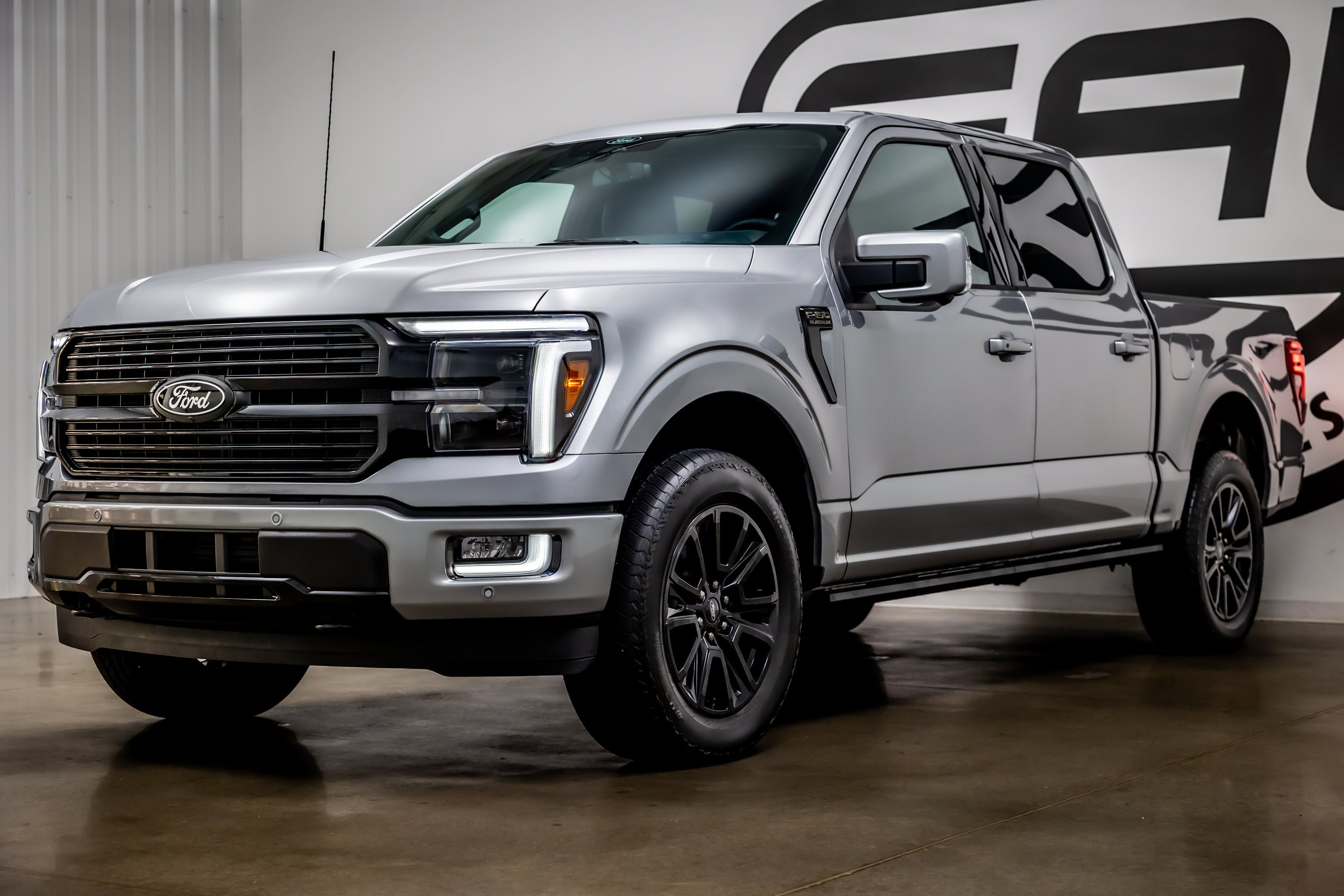 Used 2025 Ford F150 Platinum w/ Equipment Group 702A High AWD/4WD image 32