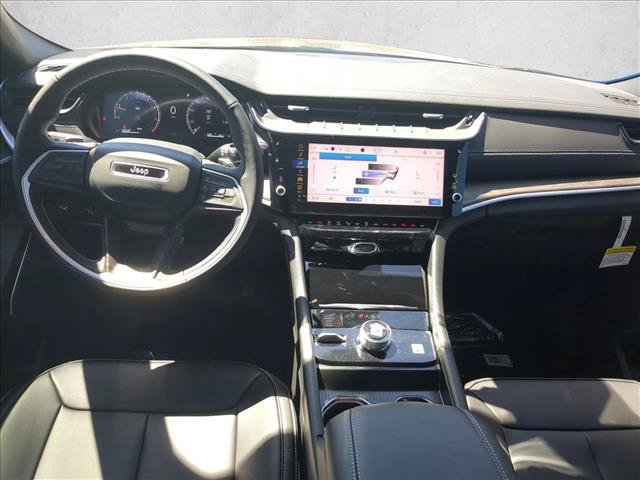 New 2026 Jeep Grand Cherokee L Limited w/ Limited Altitude Package AWD/4WD image 14