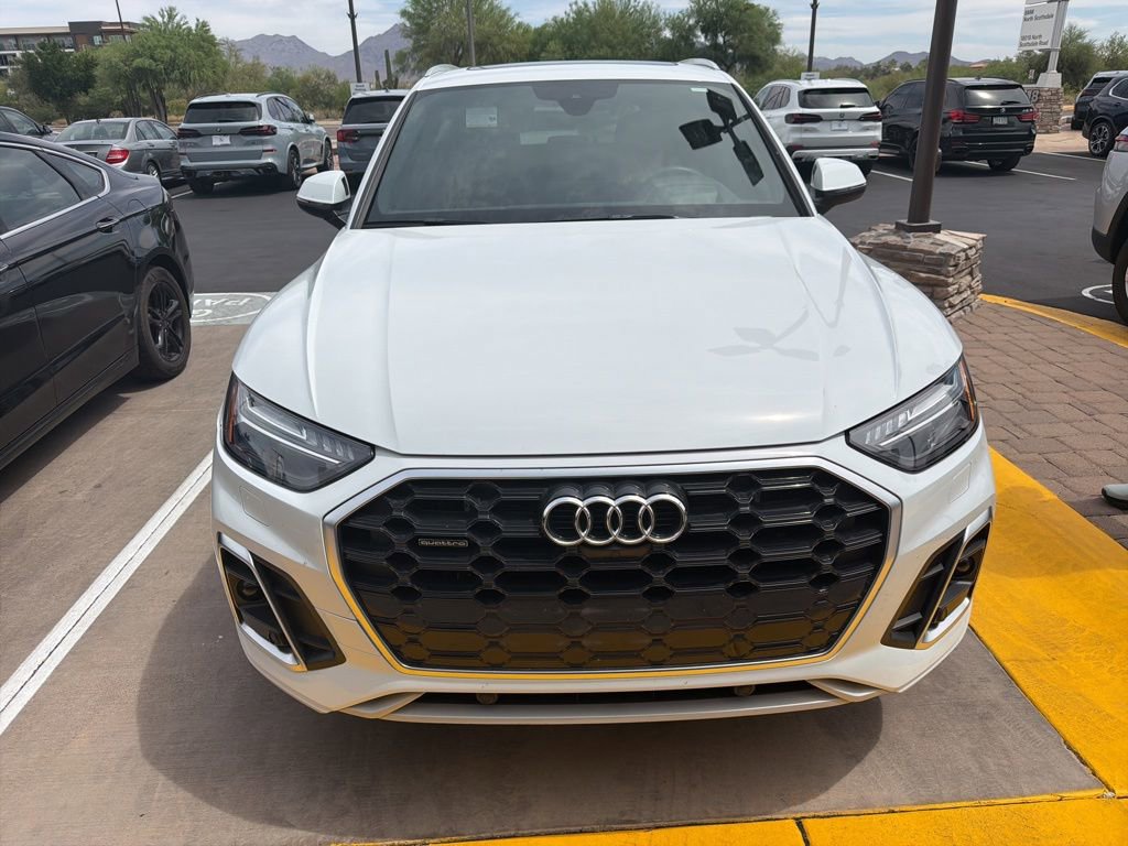 Used 2024 Audi Q5 e Prestige image 2