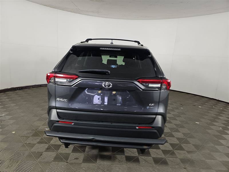 Used 2025 Toyota RAV4 LE AWD/4WD image 4