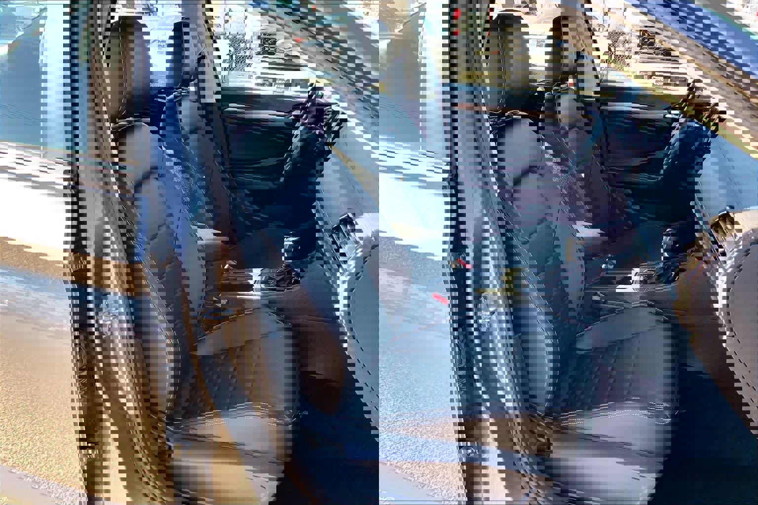 Used 2024 Volkswagen Jetta SE image 9