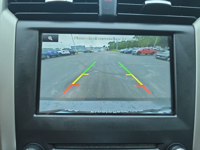 Used 2016 Ford Fusion SE w/ Equipment Group 202A AWD/4WD image 22