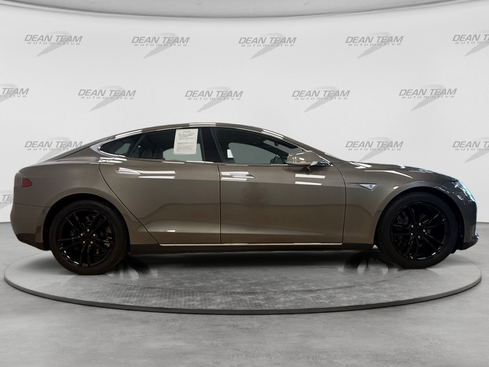 Used 2015 Tesla Model S 85 RWD image 9