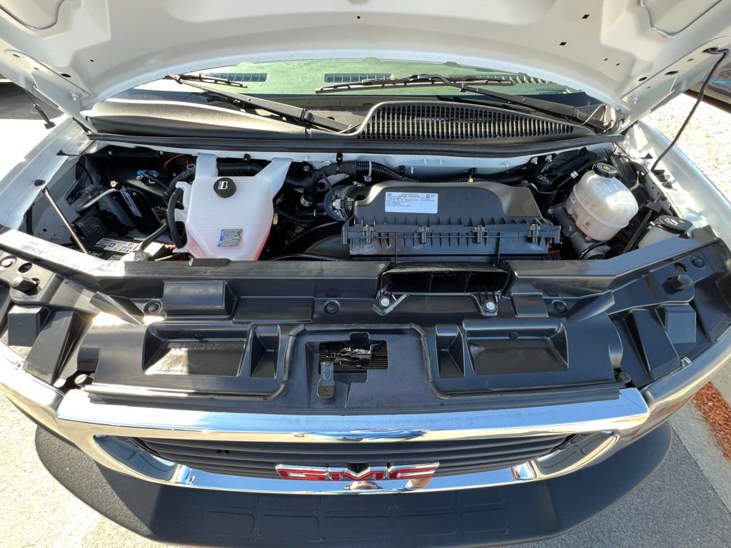 Used 2023 GMC Savana 2500 w/ Driver Convenience Package image 39