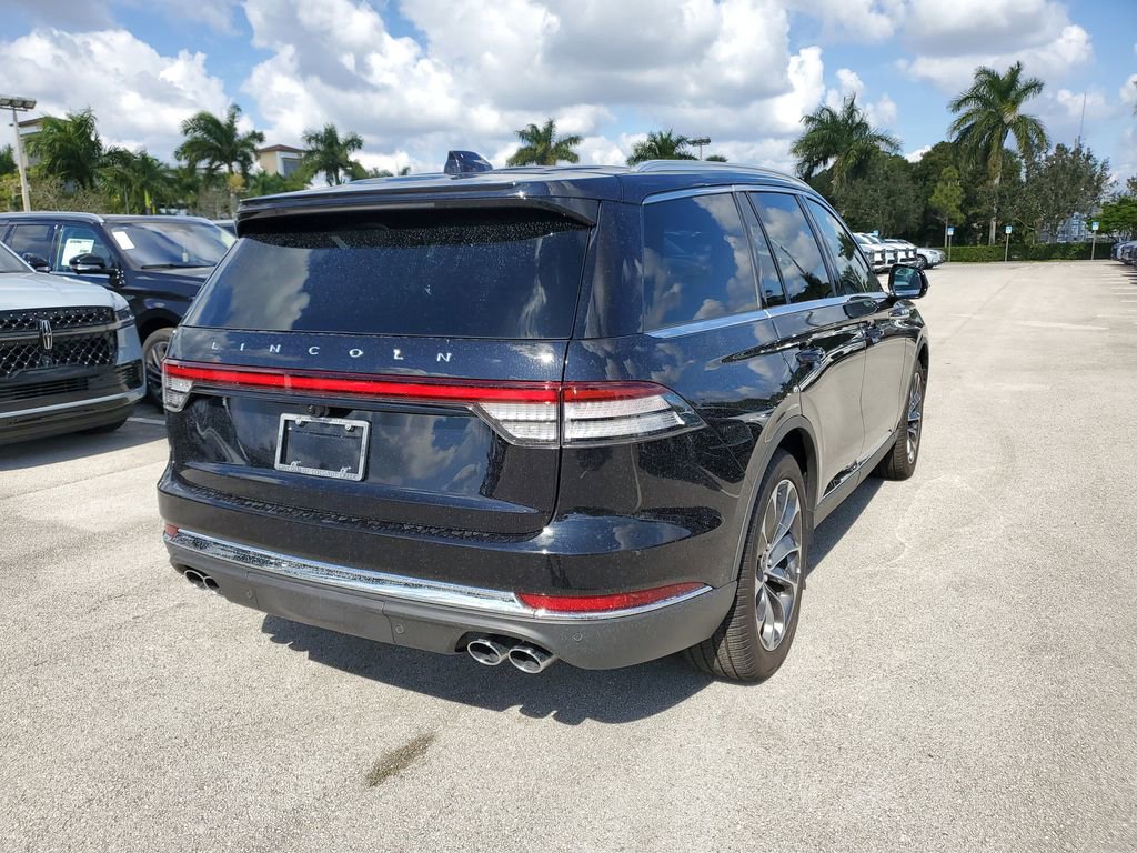 New 2025 Lincoln Aviator Reserve RWD image 4