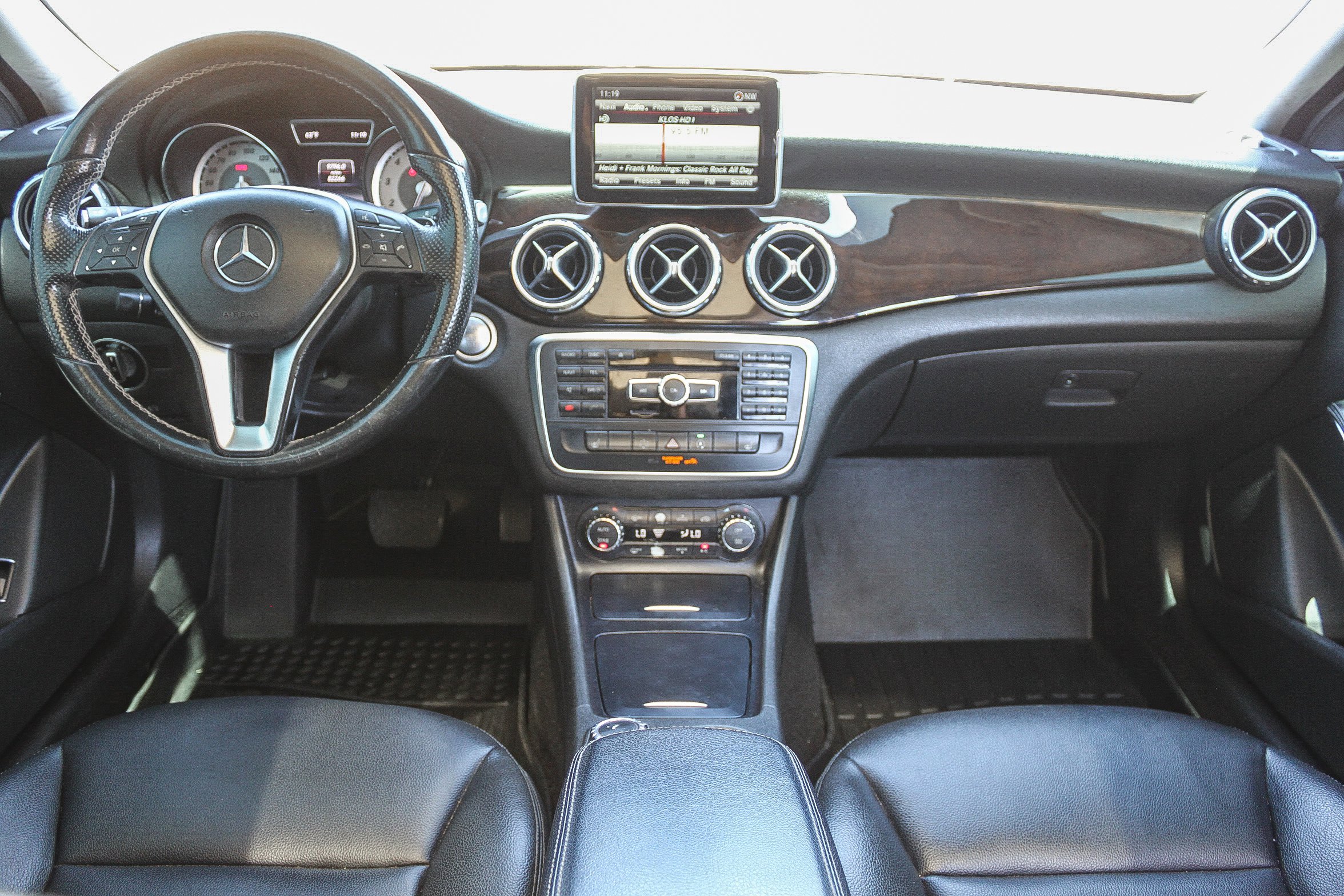 Used 2015 Mercedes-Benz GLA 250 image 14
