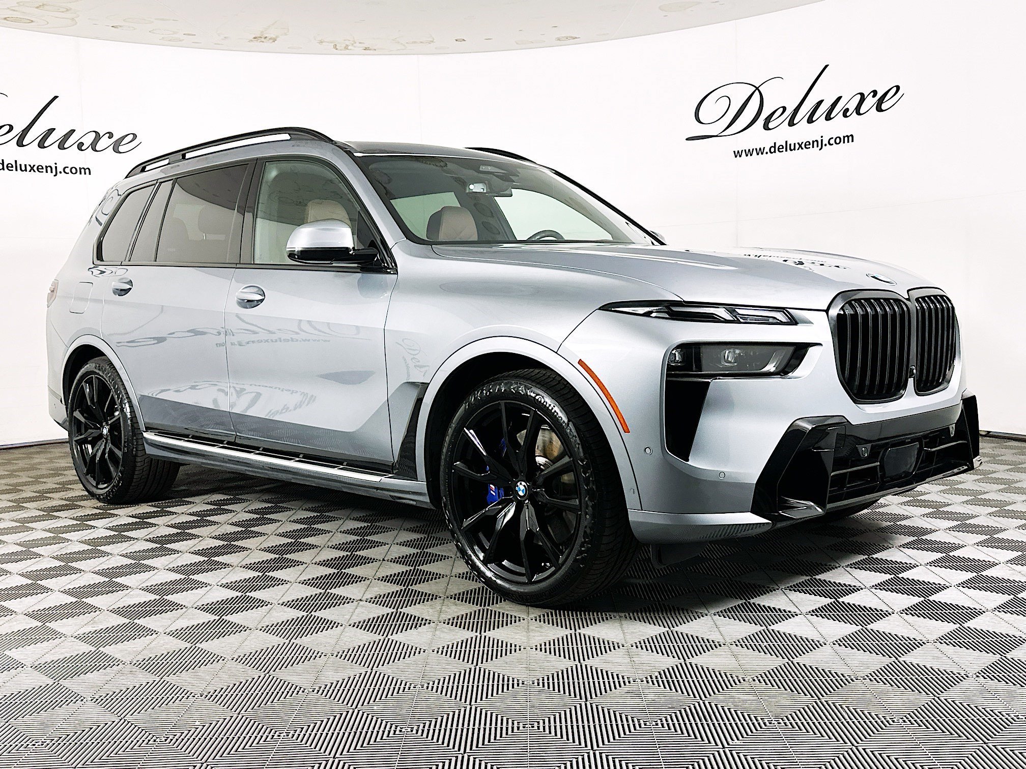 Used 2024 BMW X7 xDrive40i w/ Executive Package