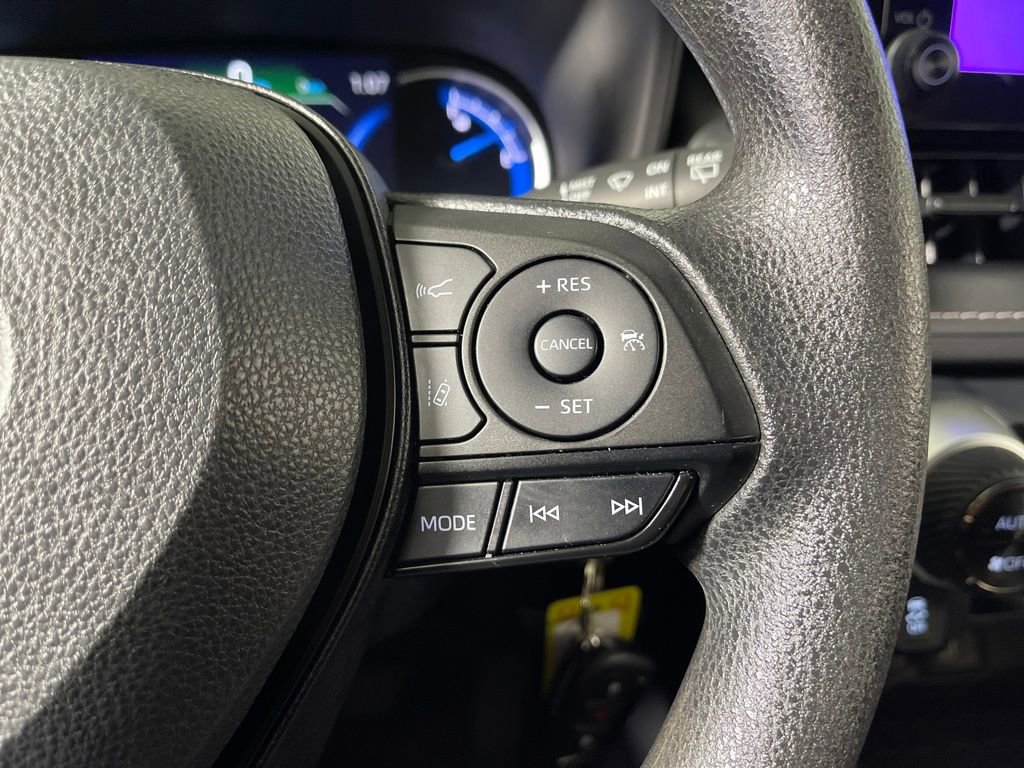 Certified 2023 Toyota RAV4 LE image 27