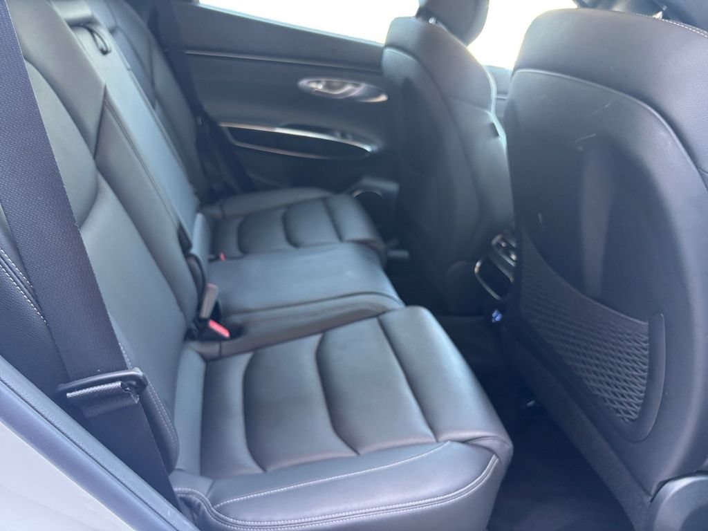 Used 2025 Genesis GV70 2.5T AWD/4WD image 13