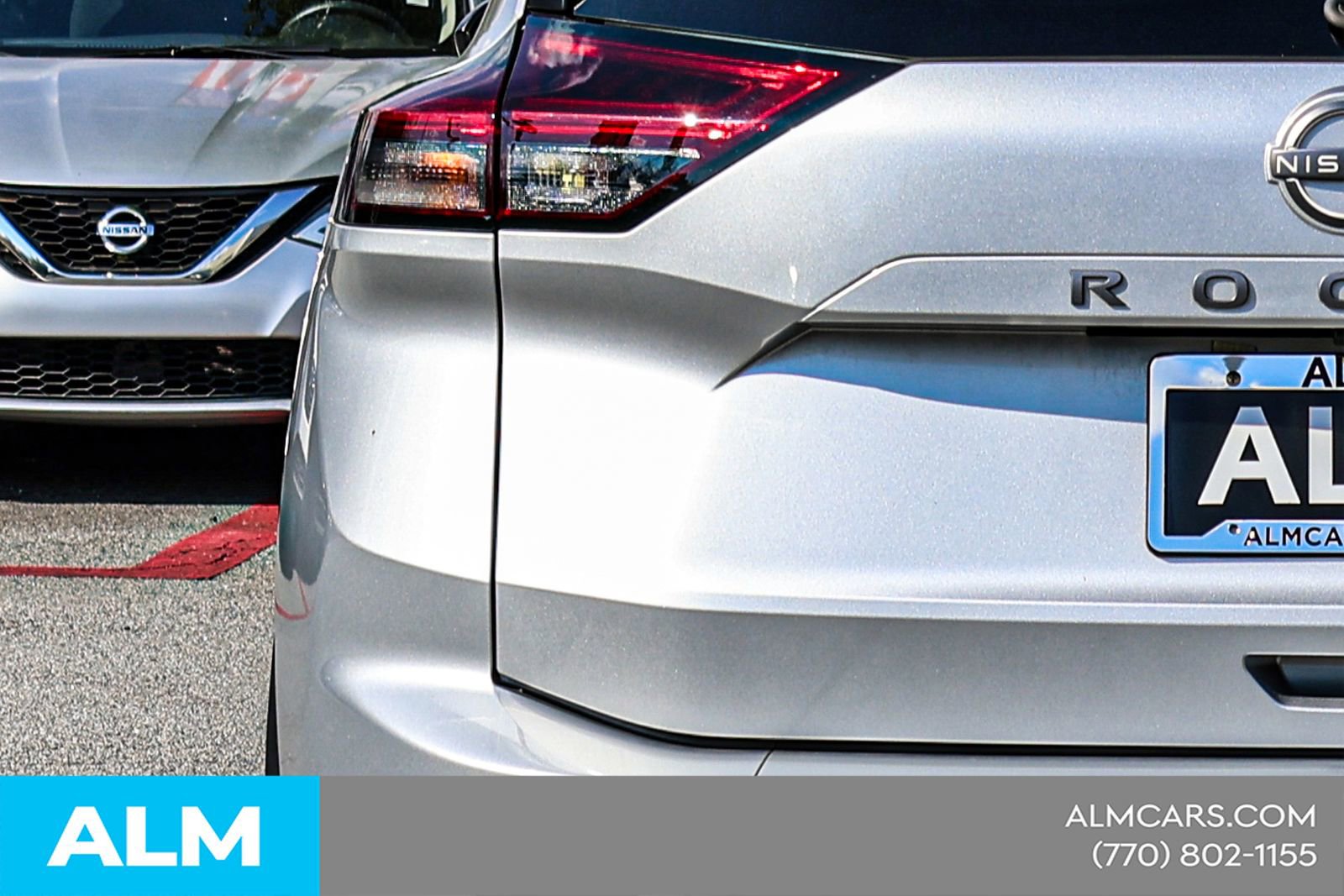 Used 2024 Nissan Rogue S image 14