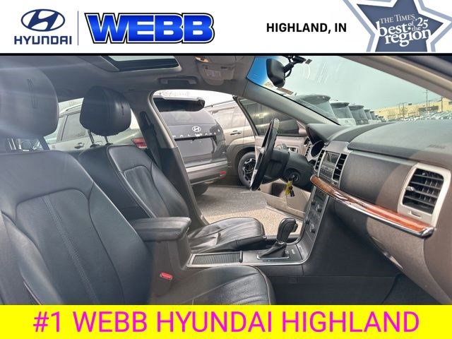 Used 2011 Lincoln MKZ image 34