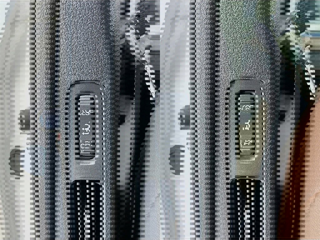 New 2025 Honda Odyssey Touring image 25