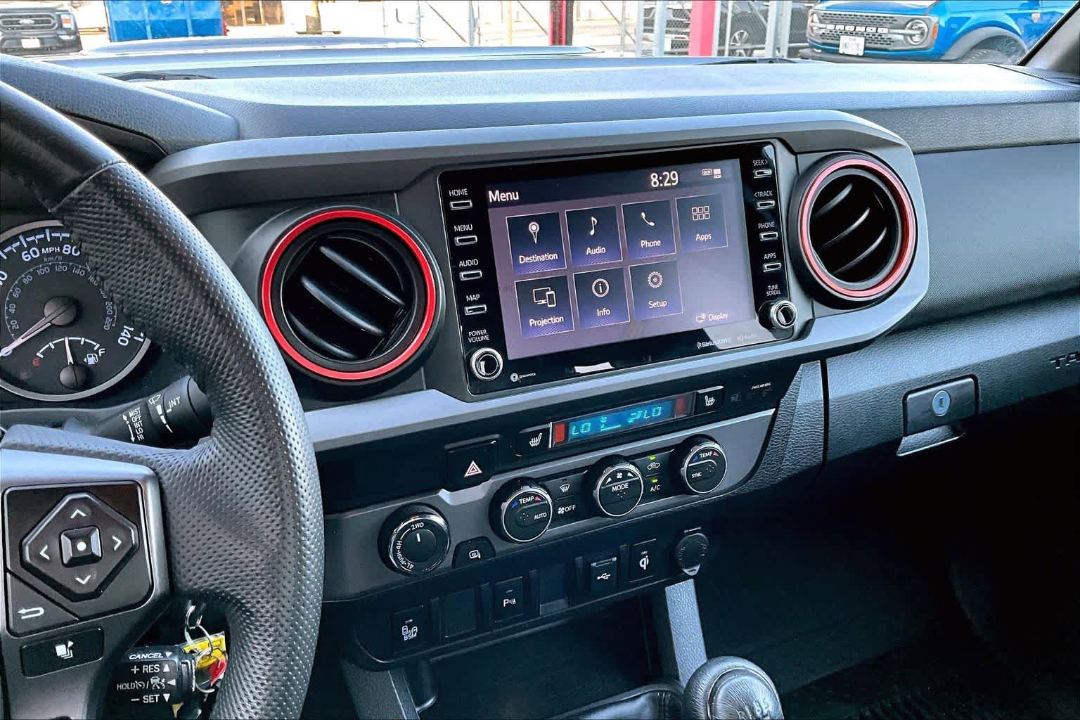 Used 2022 Toyota Tacoma TRD Sport w/ TRD Premium Sport Package image 7