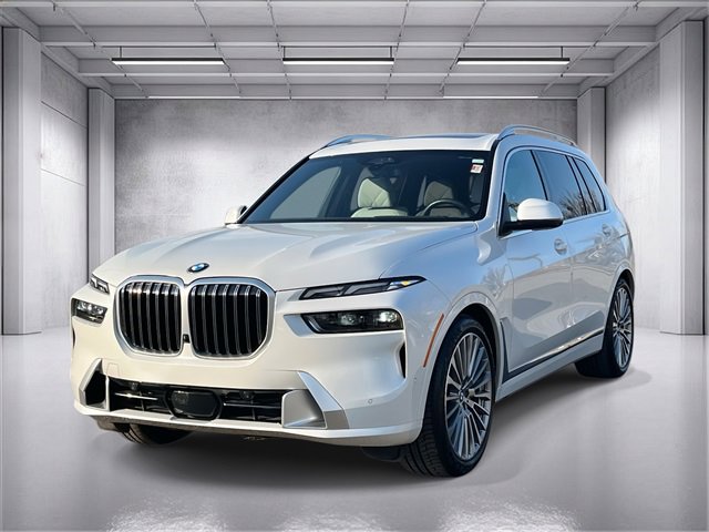Used 2024 BMW X7 xDrive40i w/ Executive Package image 7