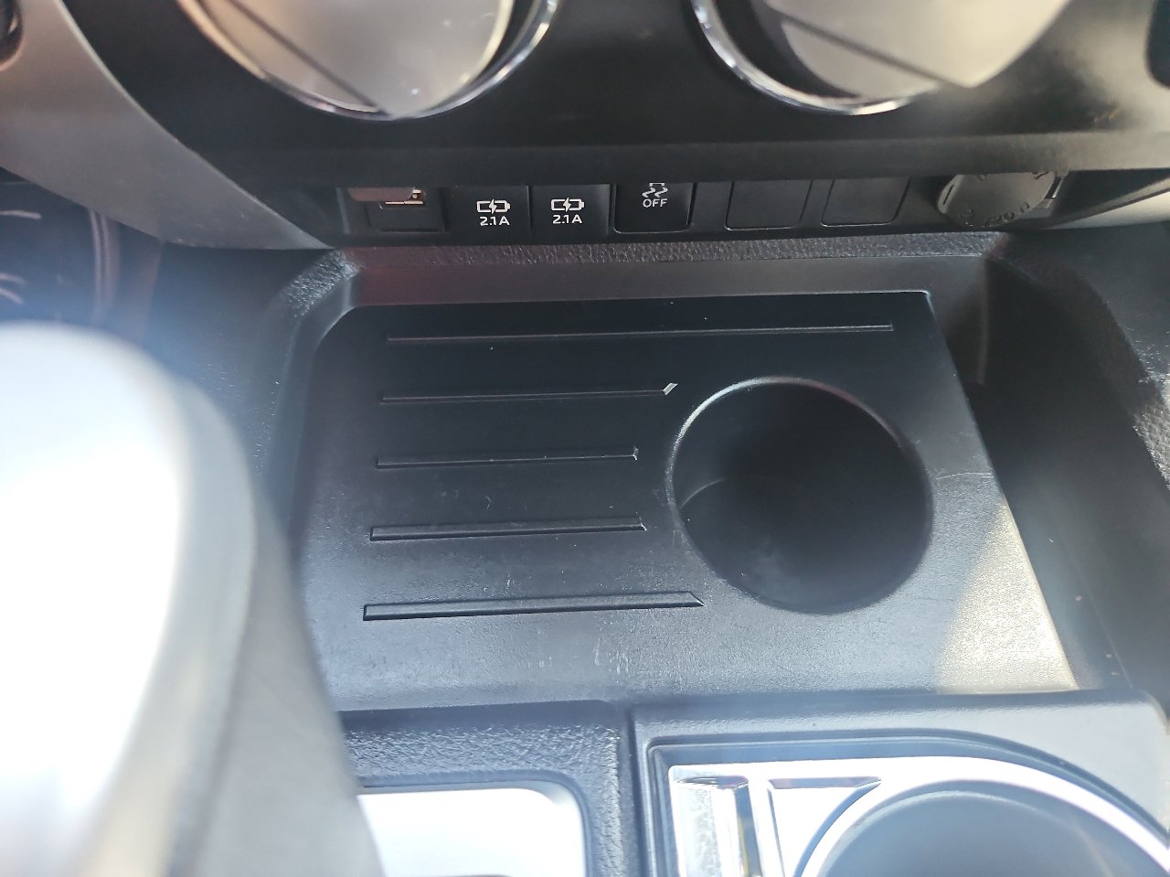 Used 2020 Toyota Tundra SR5 image 36