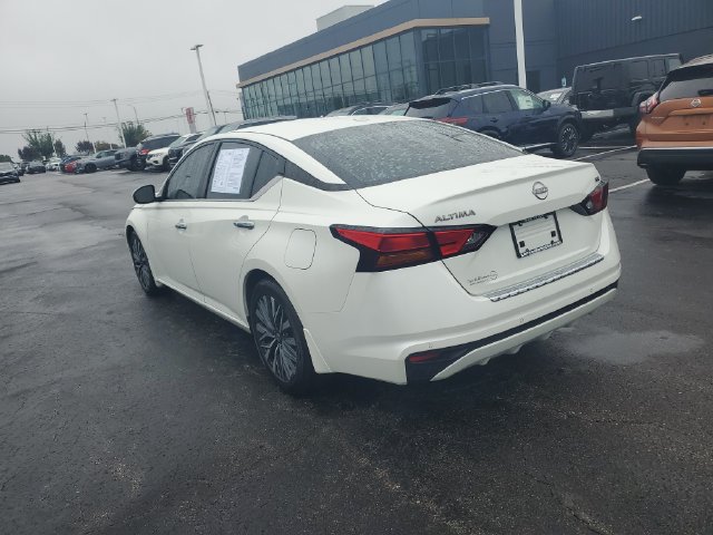 Certified 2023 Nissan Altima 2.5 SV FWD image 3