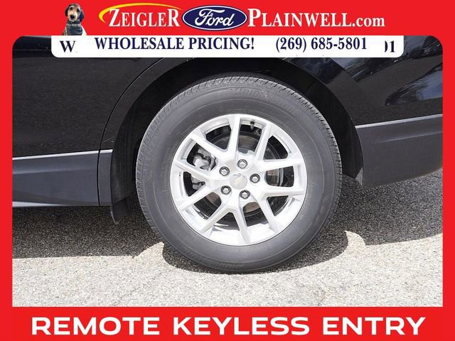 Used 2023 Chevrolet Equinox LS w/ LS Convenience Package image 9