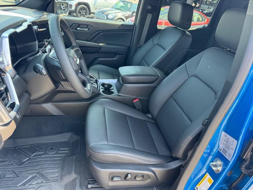 Used 2023 GMC Canyon Elevation w/ Elevation Premium Package AWD/4WD image 13