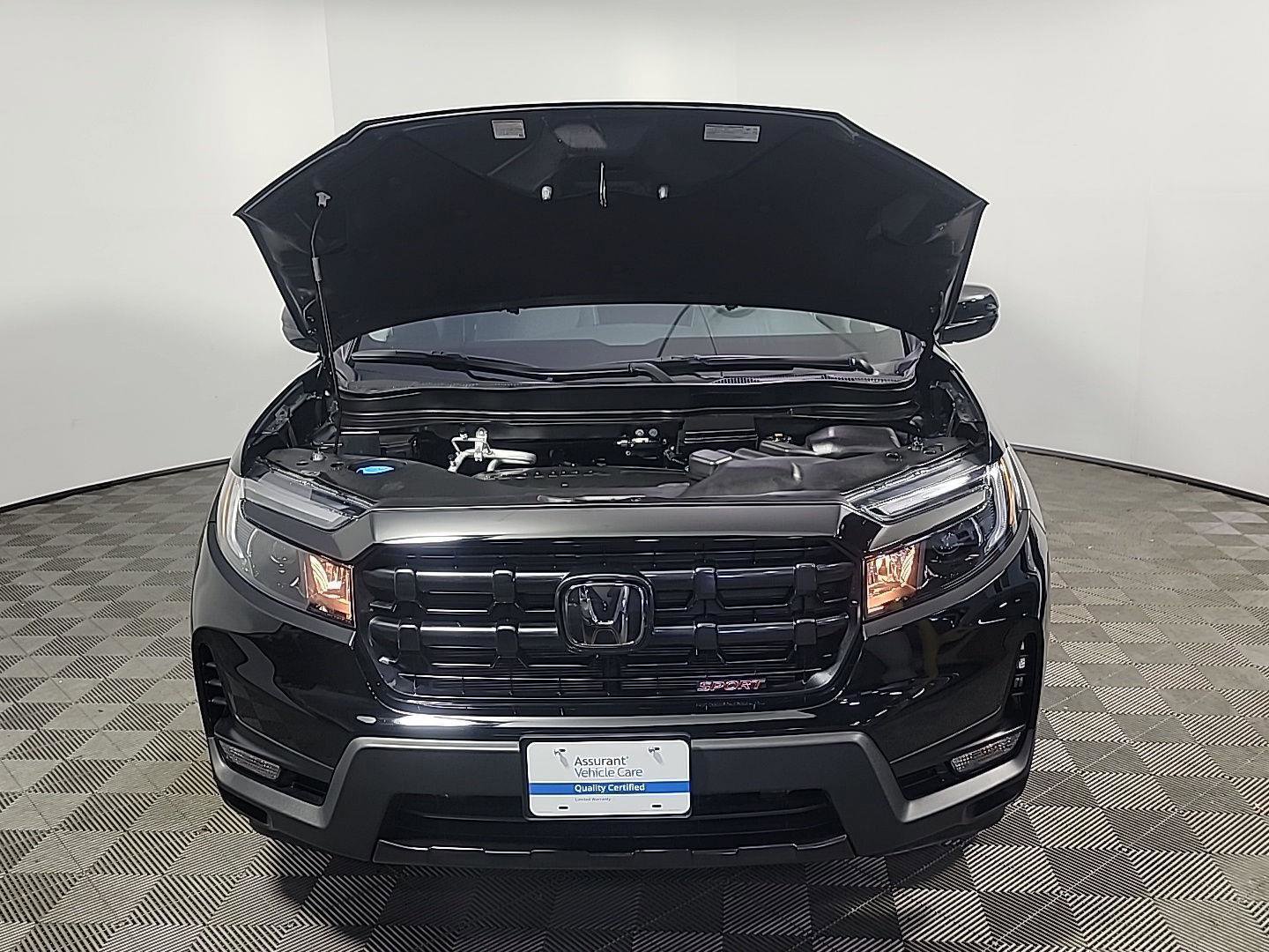 Certified 2025 Honda Ridgeline Sport image 14