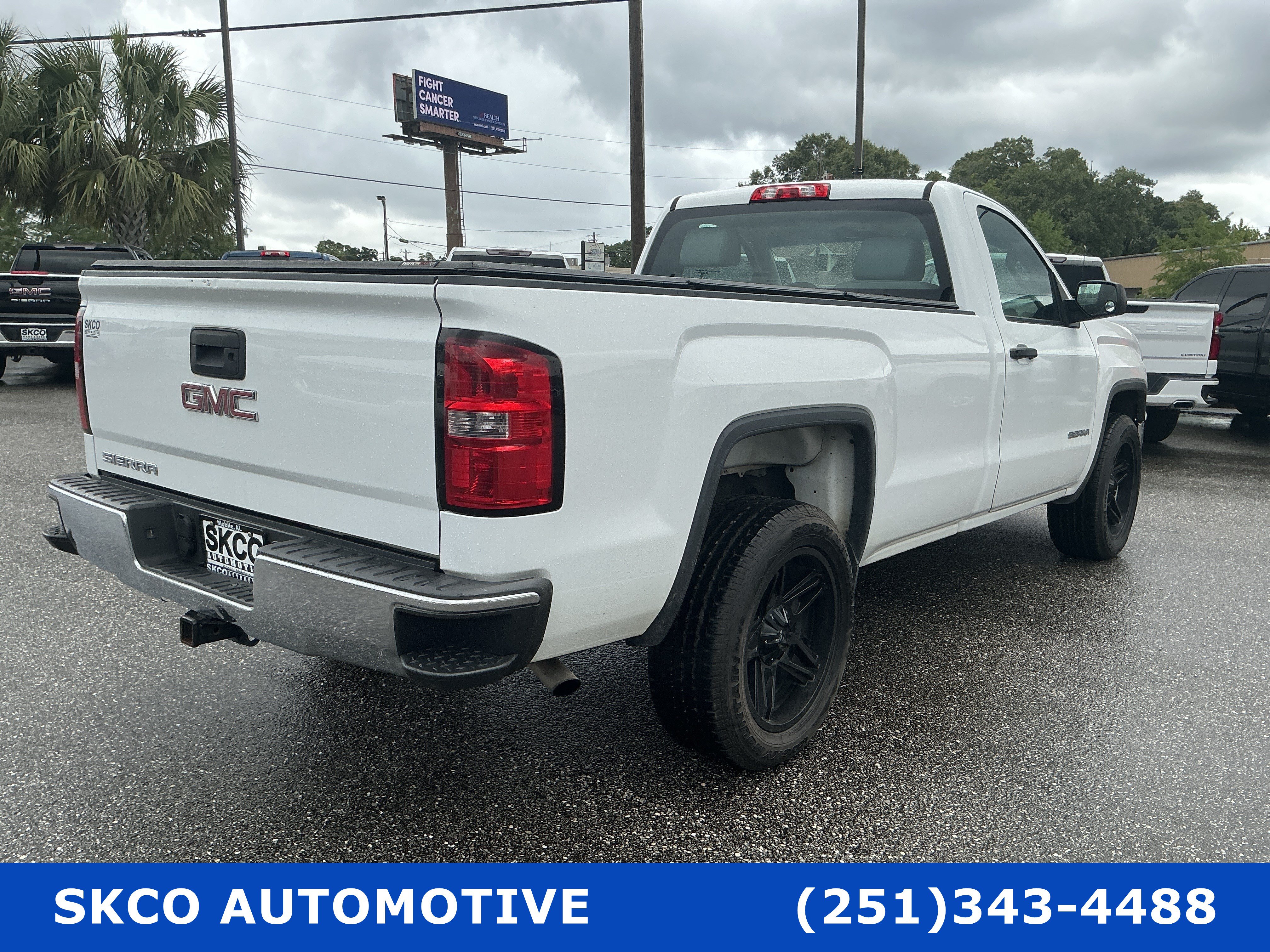 Used 2015 GMC Sierra 1500 2WD Regular Cab image 5