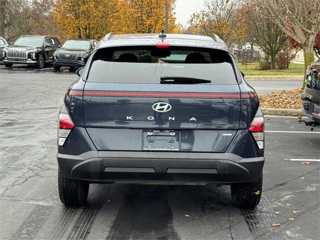 Used 2024 Hyundai Kona SEL image 5