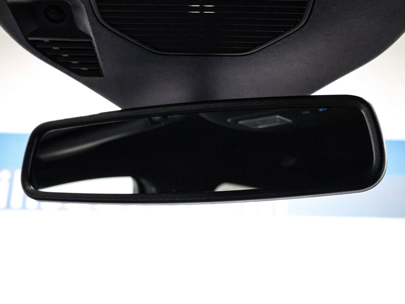 Certified 2025 Ford Escape ST-Line Elite image 31