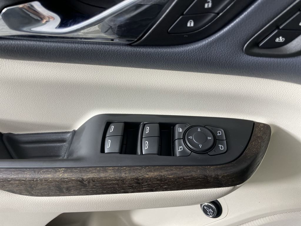 Used 2023 GMC Acadia Denali w/ Denali Ultimate Package image 23