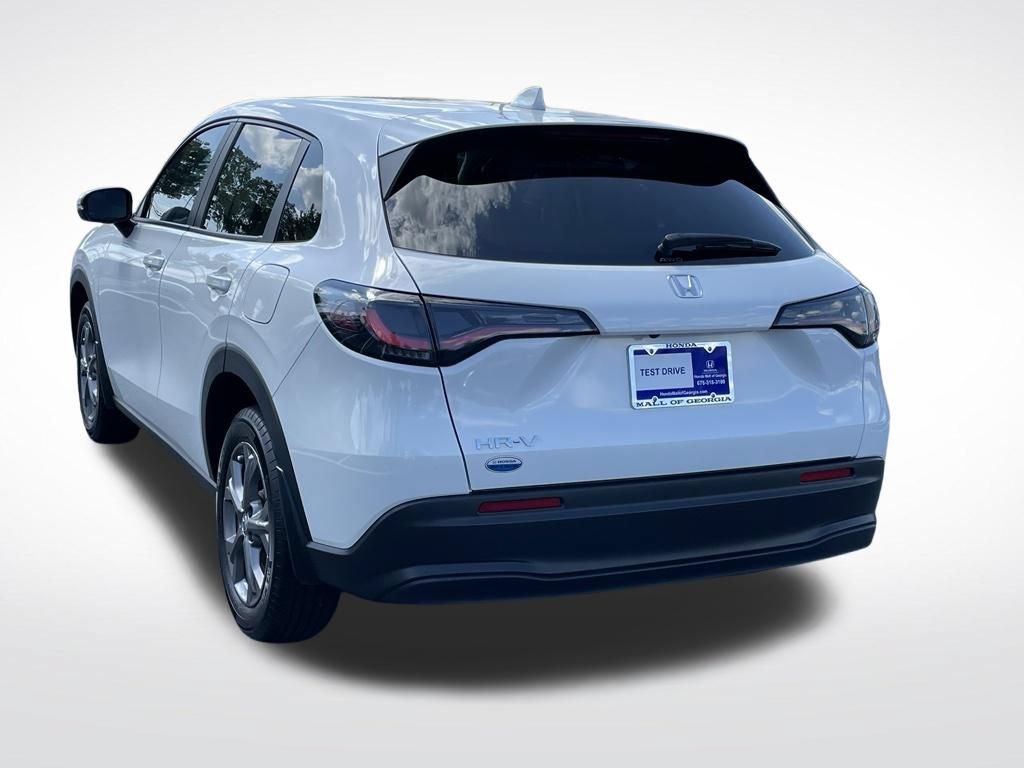 Certified 2026 Honda HR-V LX image 4