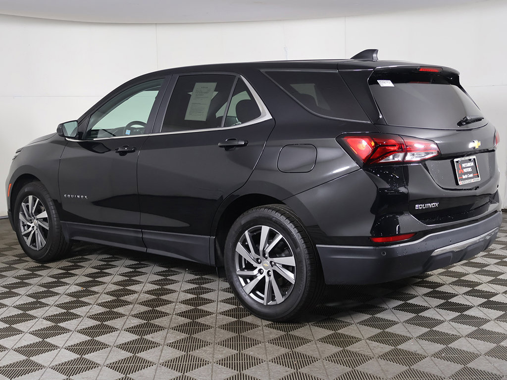 Used 2024 Chevrolet Equinox LT w/ LPO, Floor Liner Package FWD image 8