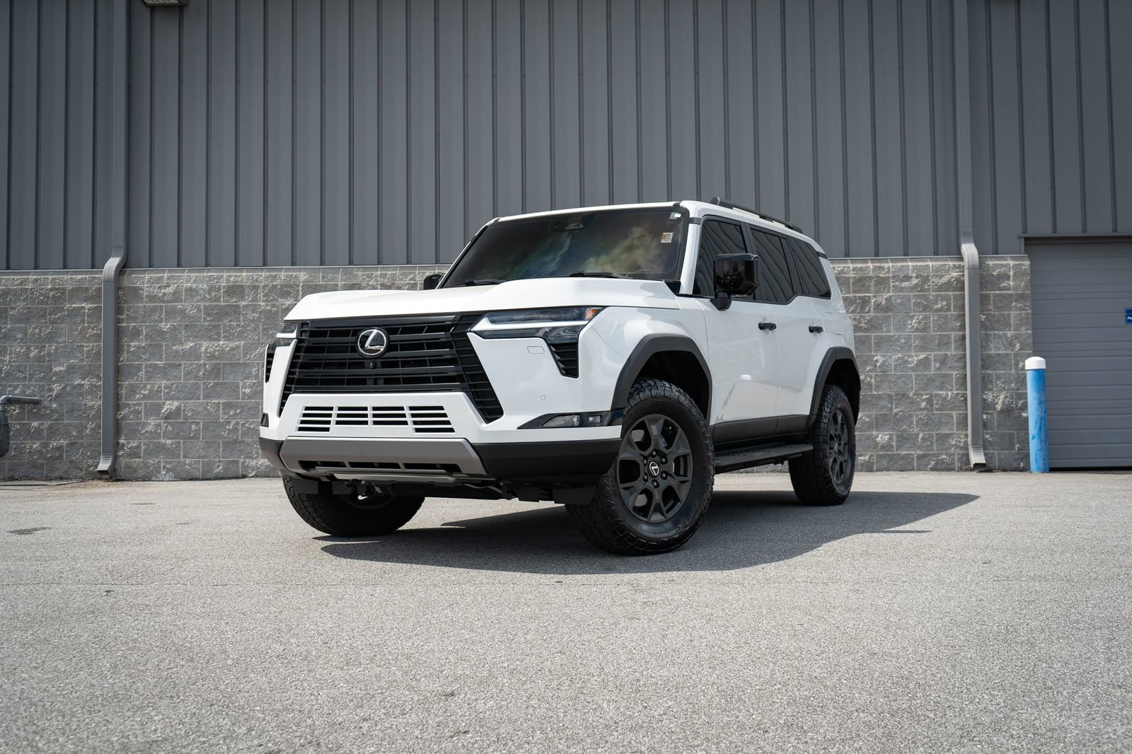 Used 2025 Lexus GX 550 AWD/4WD image 1