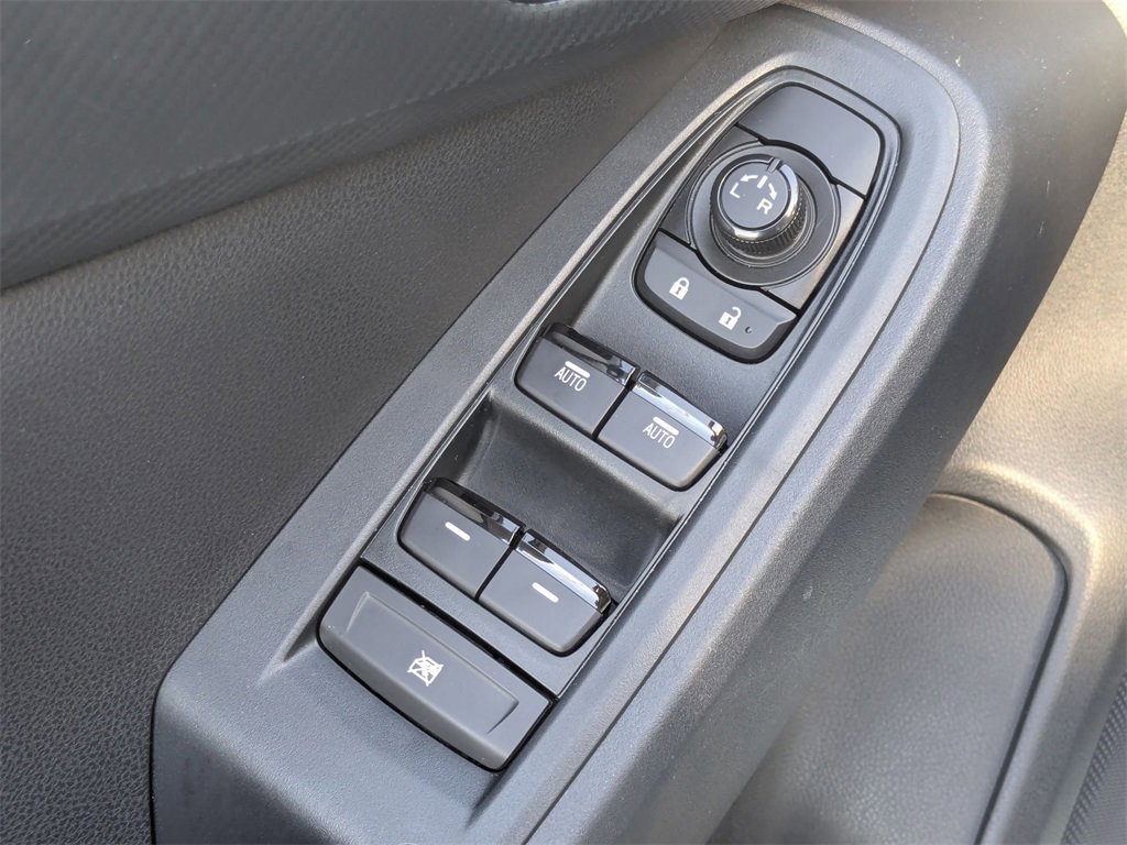 Used 2024 Subaru Crosstrek 2.0i Premium image 15