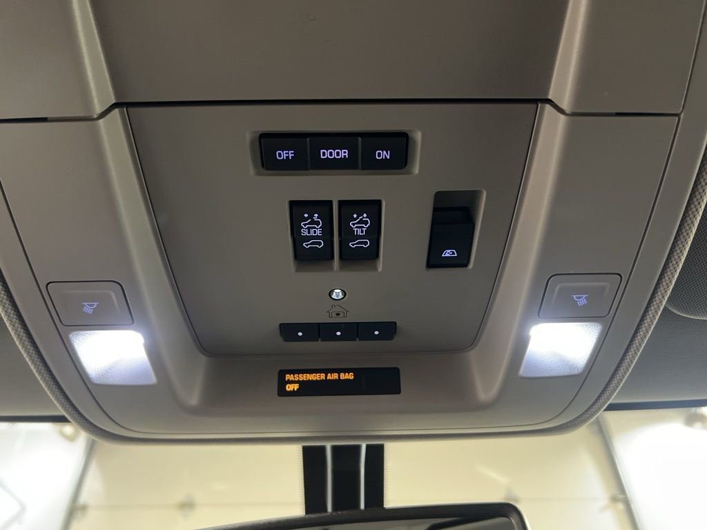 Used 2018 Chevrolet Silverado 1500 LTZ image 25