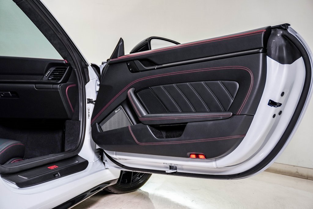 Certified 2025 Porsche 911 Carrera 4 GTS image 18