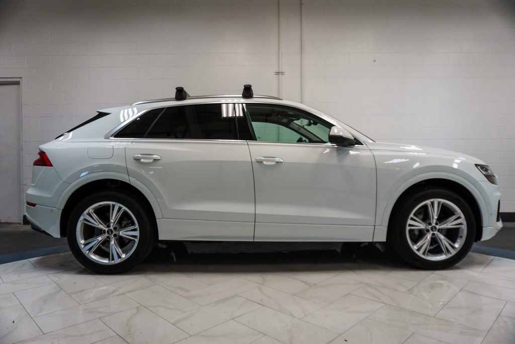 Used 2022 Audi Q8 Premium Plus w/ Premium Plus Package AWD/4WD image 36