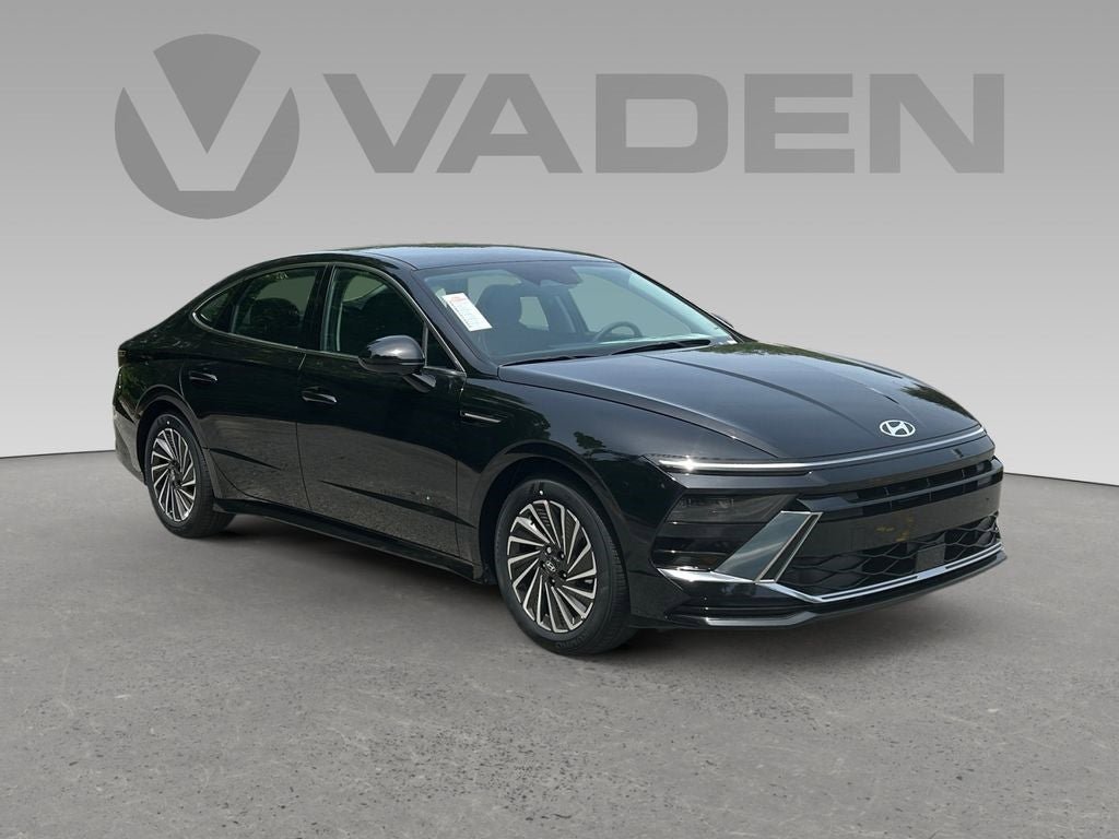 New 2025 Hyundai Sonata SEL image 1