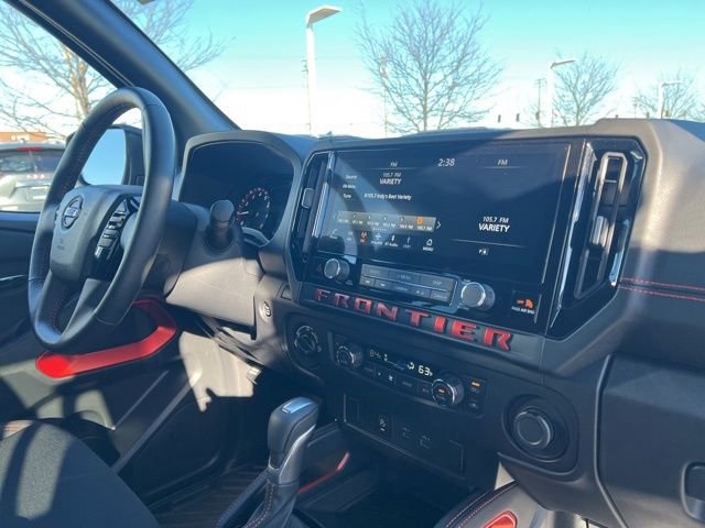 Used 2025 Nissan Frontier PRO-4X w/ Tow Package image 34