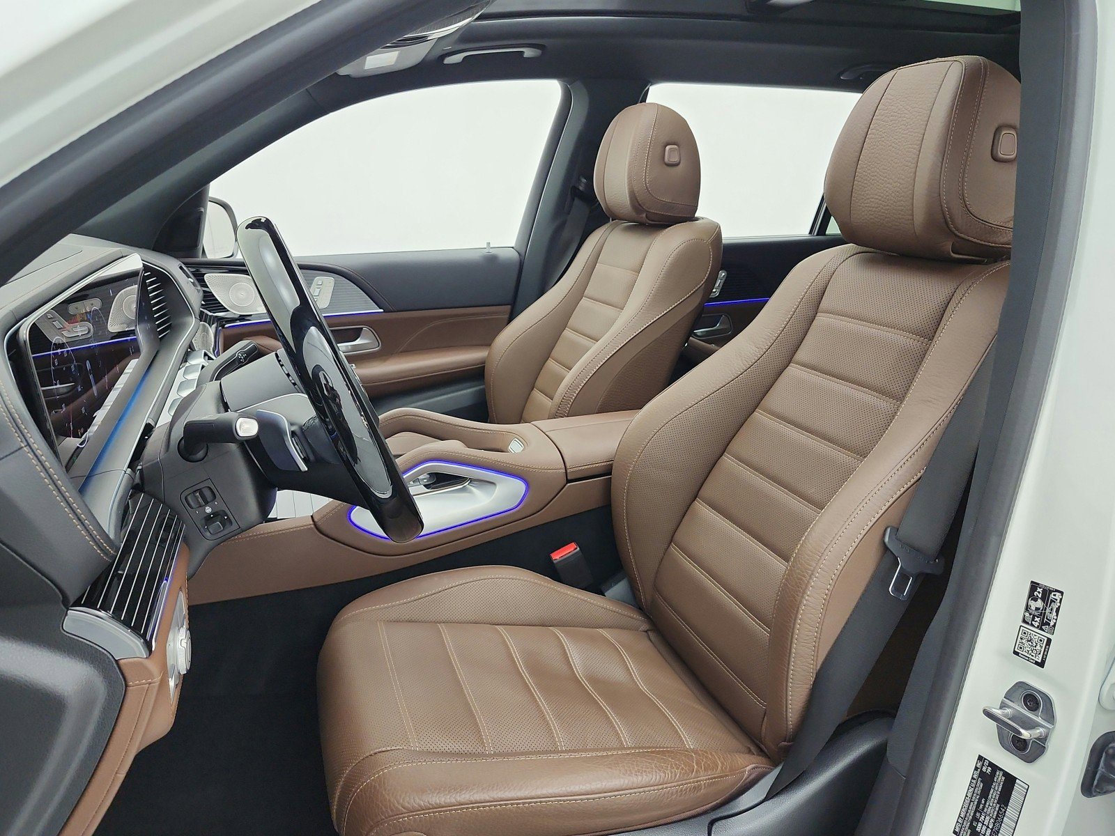 Used 2024 Mercedes-Benz GLS 450 4MATIC image 14